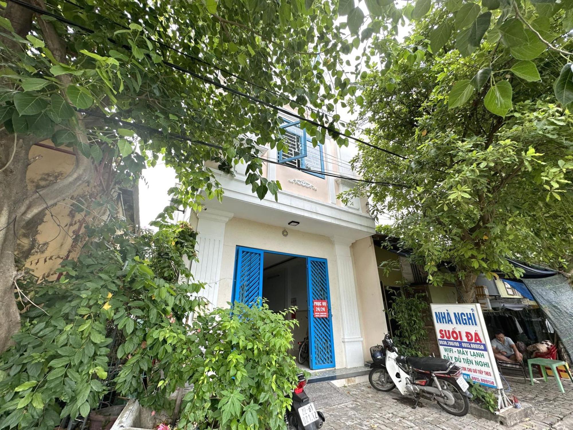 Oyo 1187 Suoi Da Motel Đà Nẵng Kültér fotó